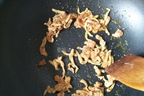 毛豆炒肉丝的做法图解5