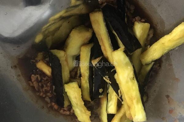 红烧茄子酿肉末的做法图解6