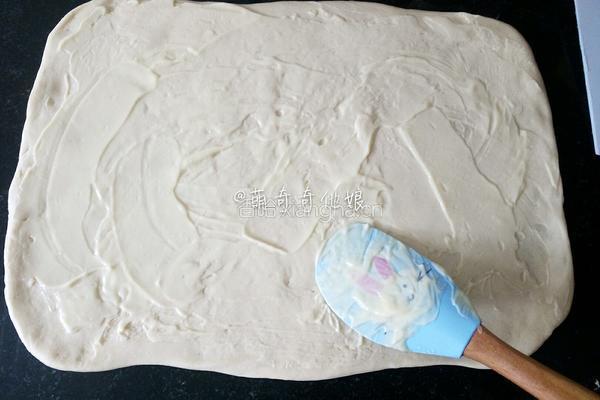 葱香肉松手撕土司的做法图解8