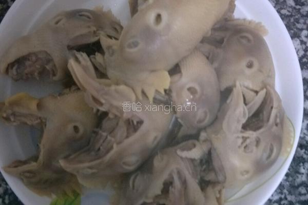 卤鸡头的做法图解3