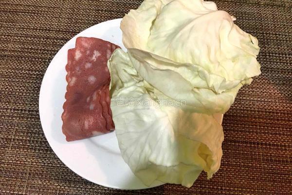 培根包菜卷的做法图解1