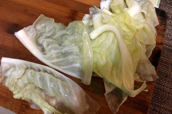 培根包菜卷的做法图解2