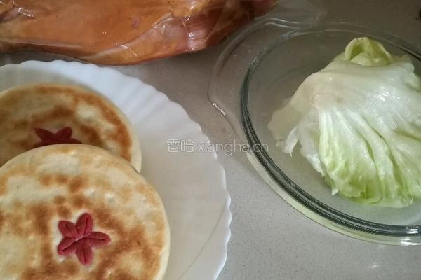 火鸡肉加馍的做法图解1