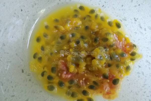 愤怒的百香果茶的做法图解3