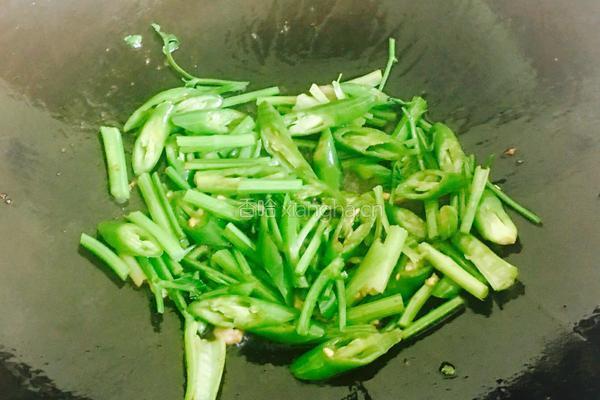 芹菜肉丝炒黄豆腐的做法图解9