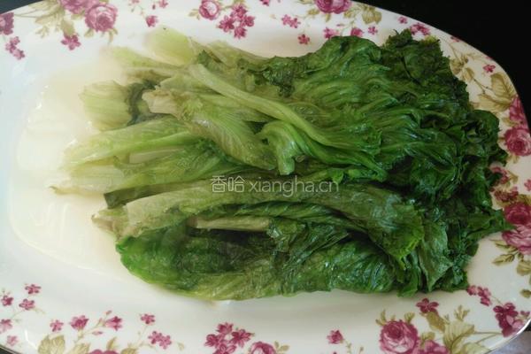 白灼金针菇生菜的做法图解1