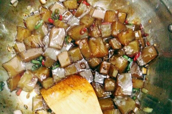 香菇肉沫炒凉粉的做法图解5