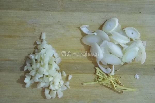 蚕蛹的做法图解2