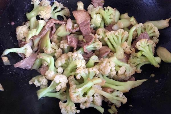 有机菜花炒肉片的做法图解9