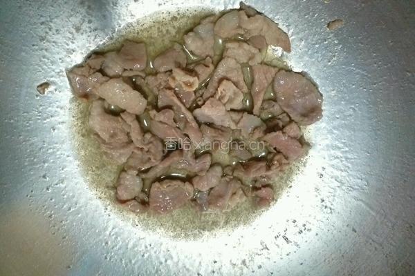菜花炒肉的做法图解3