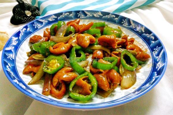 洋葱炒肥肠的做法图解7