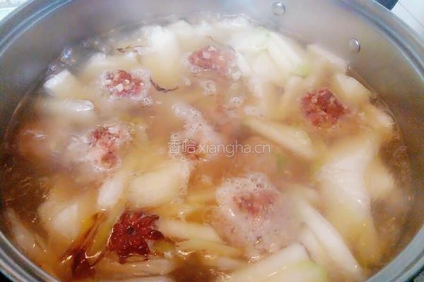 冬瓜粉丝丸子汤的做法图解7