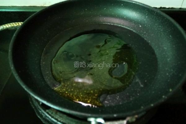 老屋私房菜 小鱼炒茄丝的做法图解3