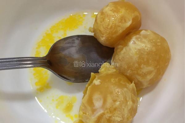 蛋黄焗南瓜的做法图解8