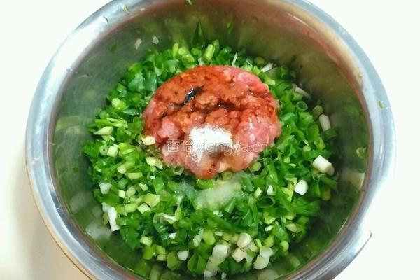 香葱猪肉馅的做法图解4