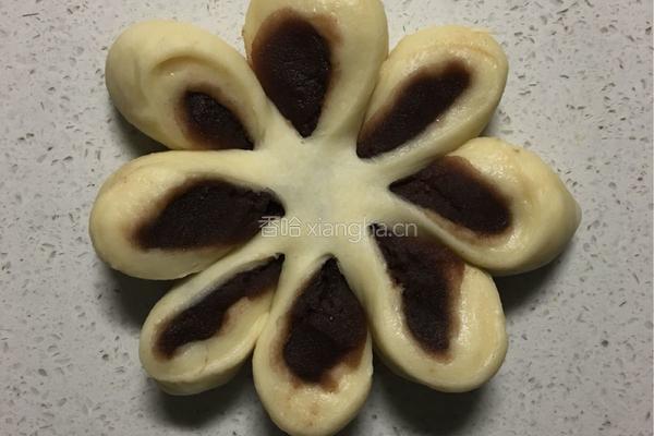 豆沙面包的做法图解12