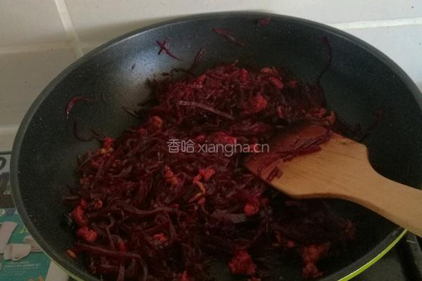 肉丝甜菜头拌面的做法图解7