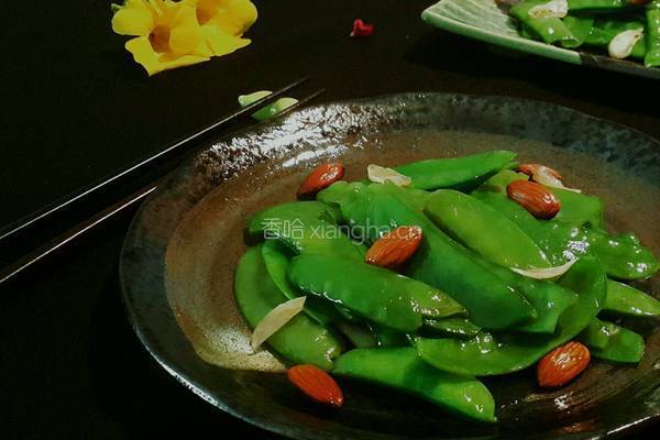 养生小炒杏香荷兰豆的做法图解6