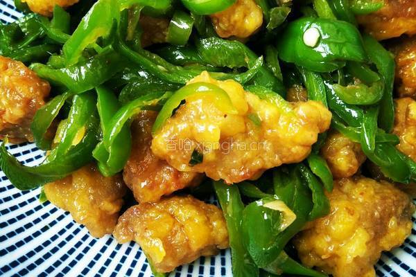 青椒炒酥肉的做法图解7