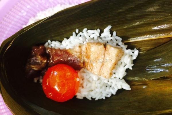 咸蛋肉粽子的做法图解5