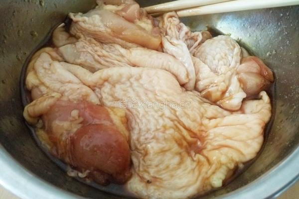 奥尔良烤鸡腿堡的做法图解3