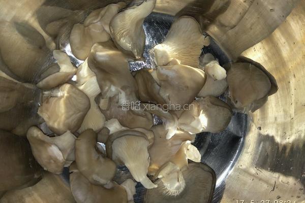 油炸人工菌的做法图解2
