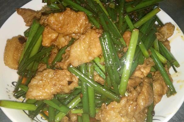 韭菜苗炒肉片的做法图解6