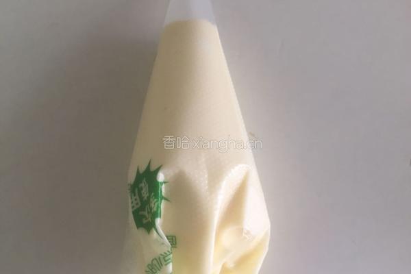 红丝绒条纹蛋糕卷的做法图解11