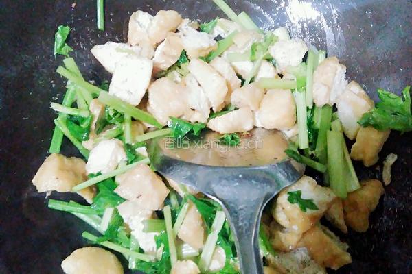 香芹豆泡肉丝的做法图解7