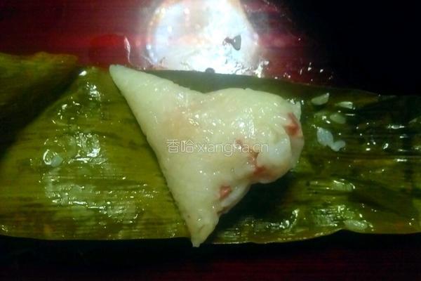 腊肉香菇土豆粽
