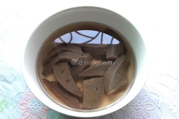 青椒炒猪肝的做法图解3