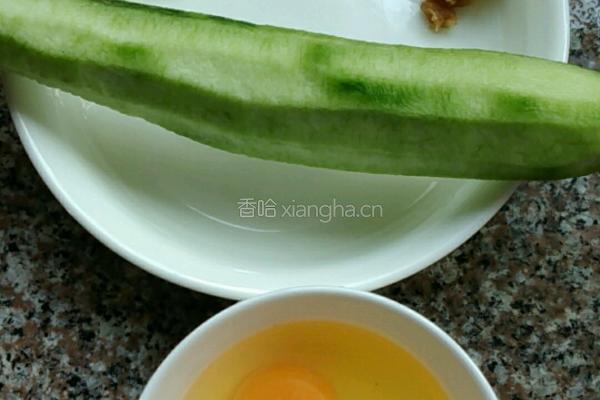 鸡蛋炒丝瓜的做法图解2