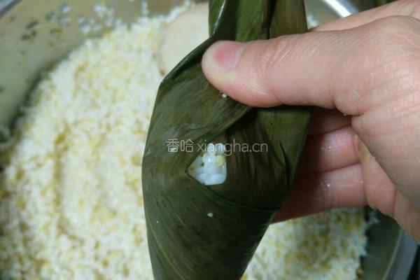 蛋黄肉粽的做法图解15
