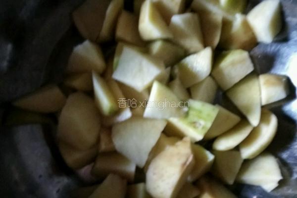 红烧土豆的做法图解1