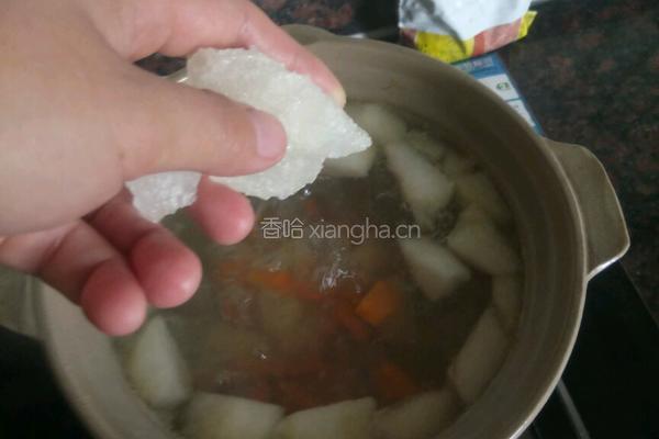 马蹄雪梨胡萝卜糖水的做法图解3