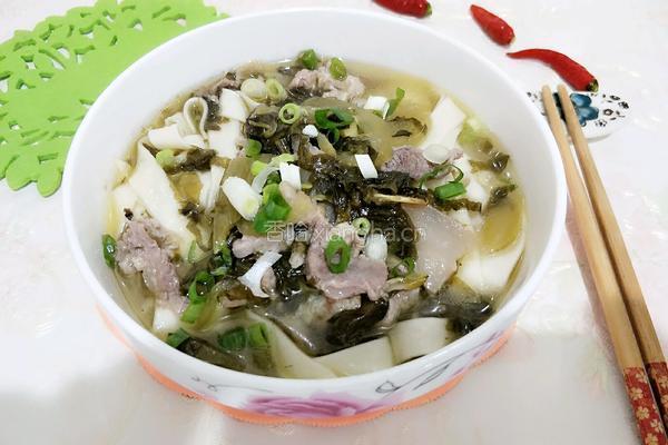 酸菜肉丝面的做法图解1