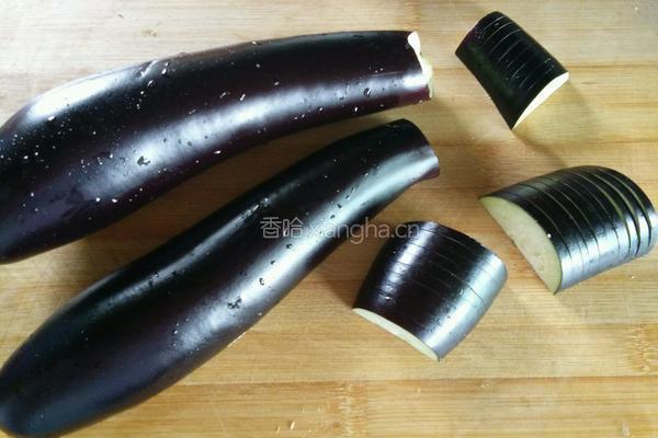 灯笼茄子的做法图解1