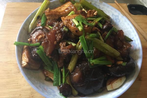 酱牛肉烧豆腐时蔬的做法图解9