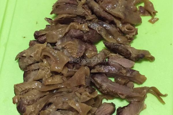 辣炒护心肉的做法图解2