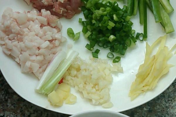梅香肉沫茄子煲的做法图解4