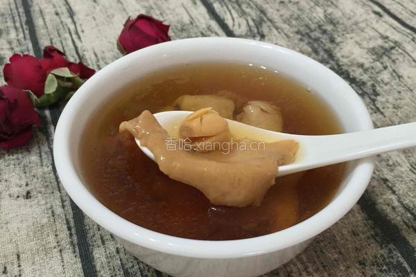 猴头菇鱼胶莲子炖瘦肉汤的做法图解9