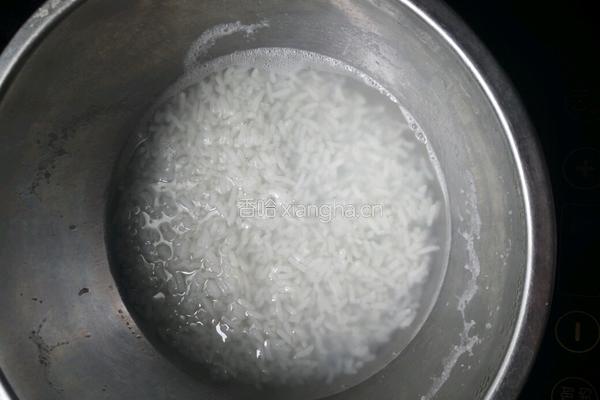 桃丝粥的做法图解3