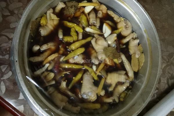 泡椒鸡爪