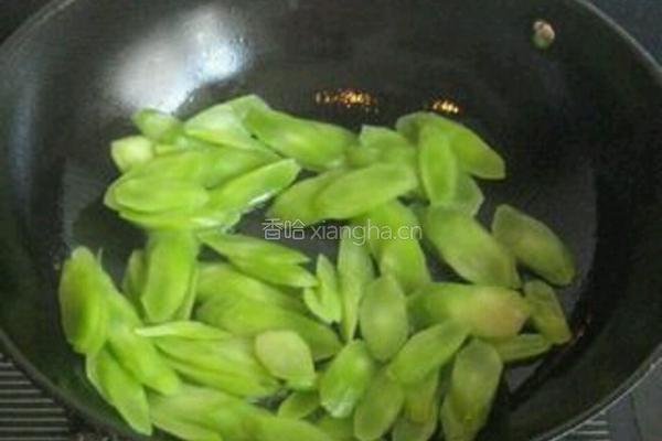 莴笋炒肉片的做法图解5