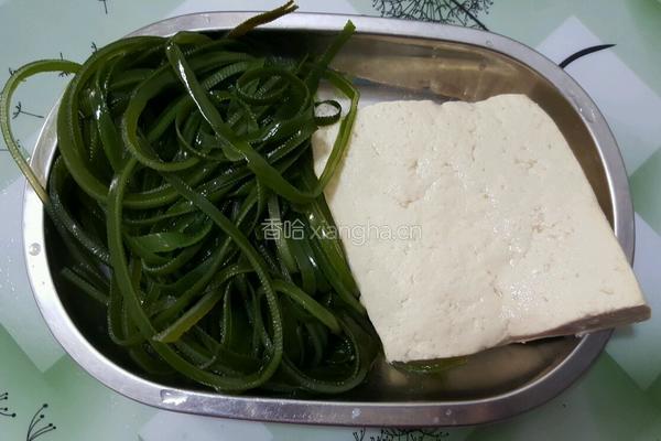 萝卜海带豆腐素包子的做法图解2