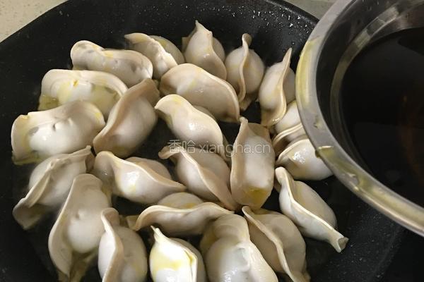 煎饺的做法图解6