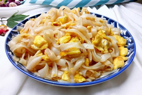 鸡蛋炒河粉的做法图解6