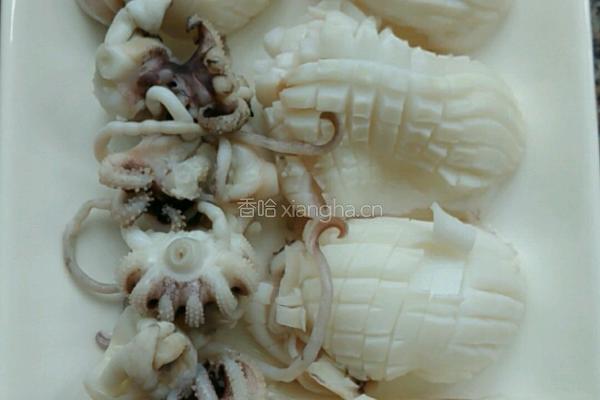 白灼墨鱼的做法图解10
