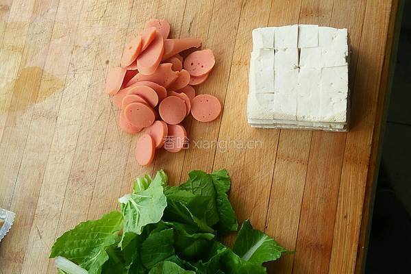 青菜豆腐菌汤的做法图解2
