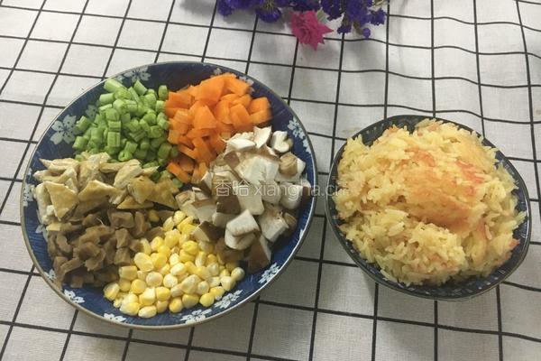 苋菜田园炒饭的做法图解12